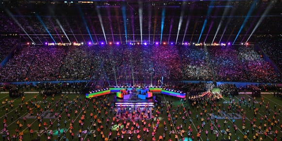 Super Bowl Headliner Revealed: What Can You Expect from Usher's Performance